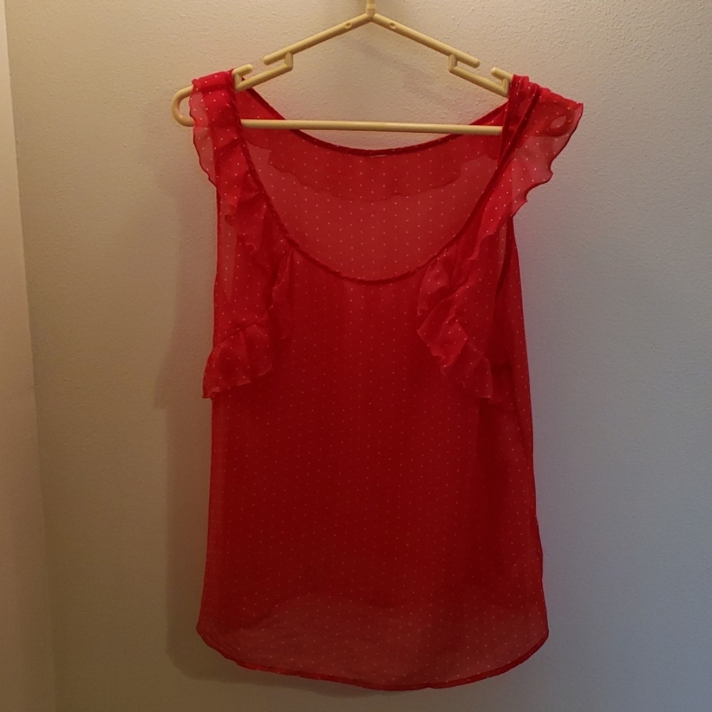 a pretty little shirt. size s? m? no tag no brand